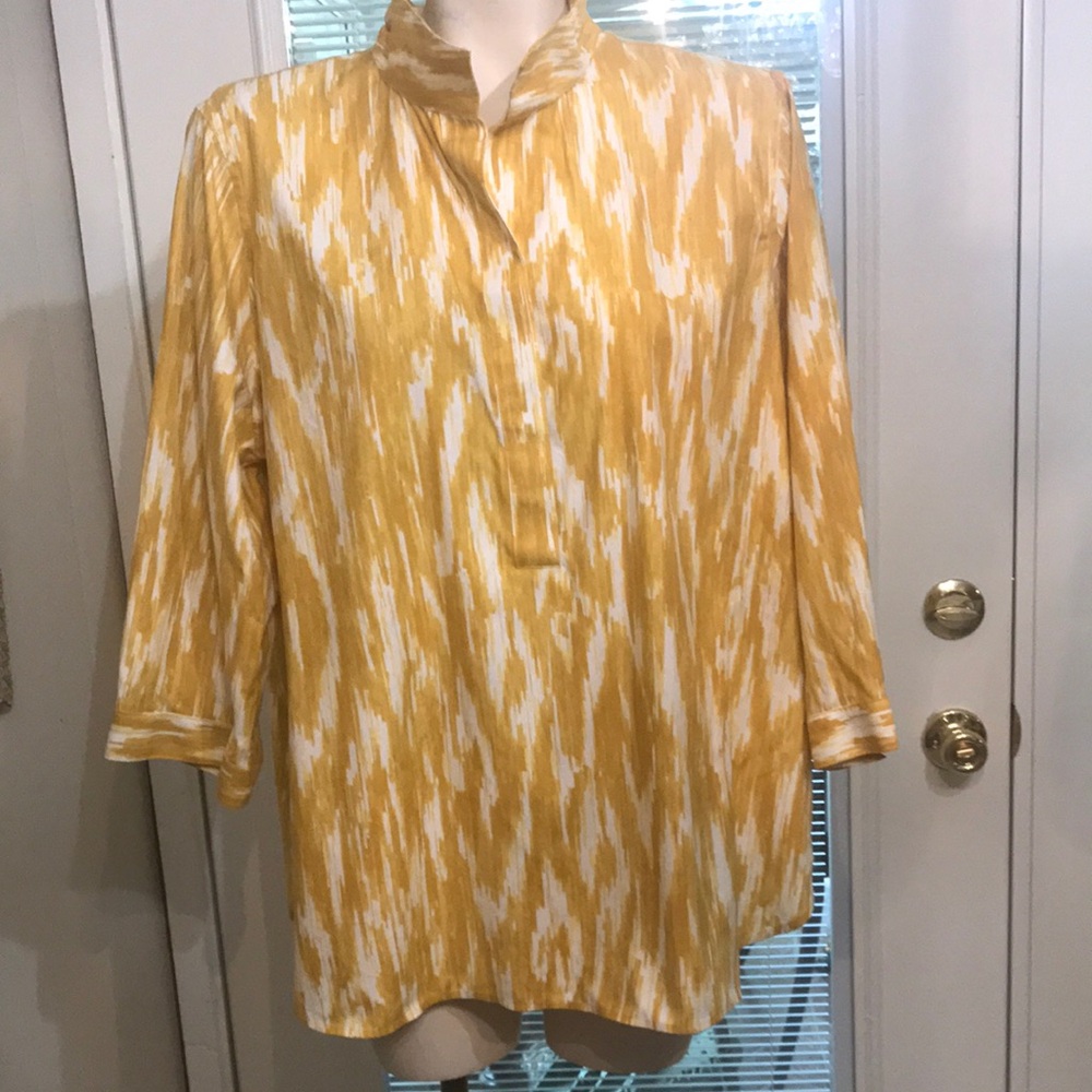 Chic Yellow and White Blouse